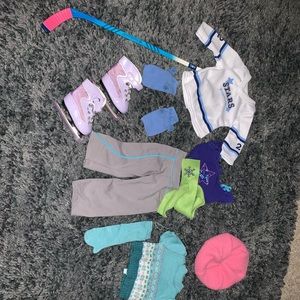 *DO NOT BUY* American Girl Doll Mia outfits